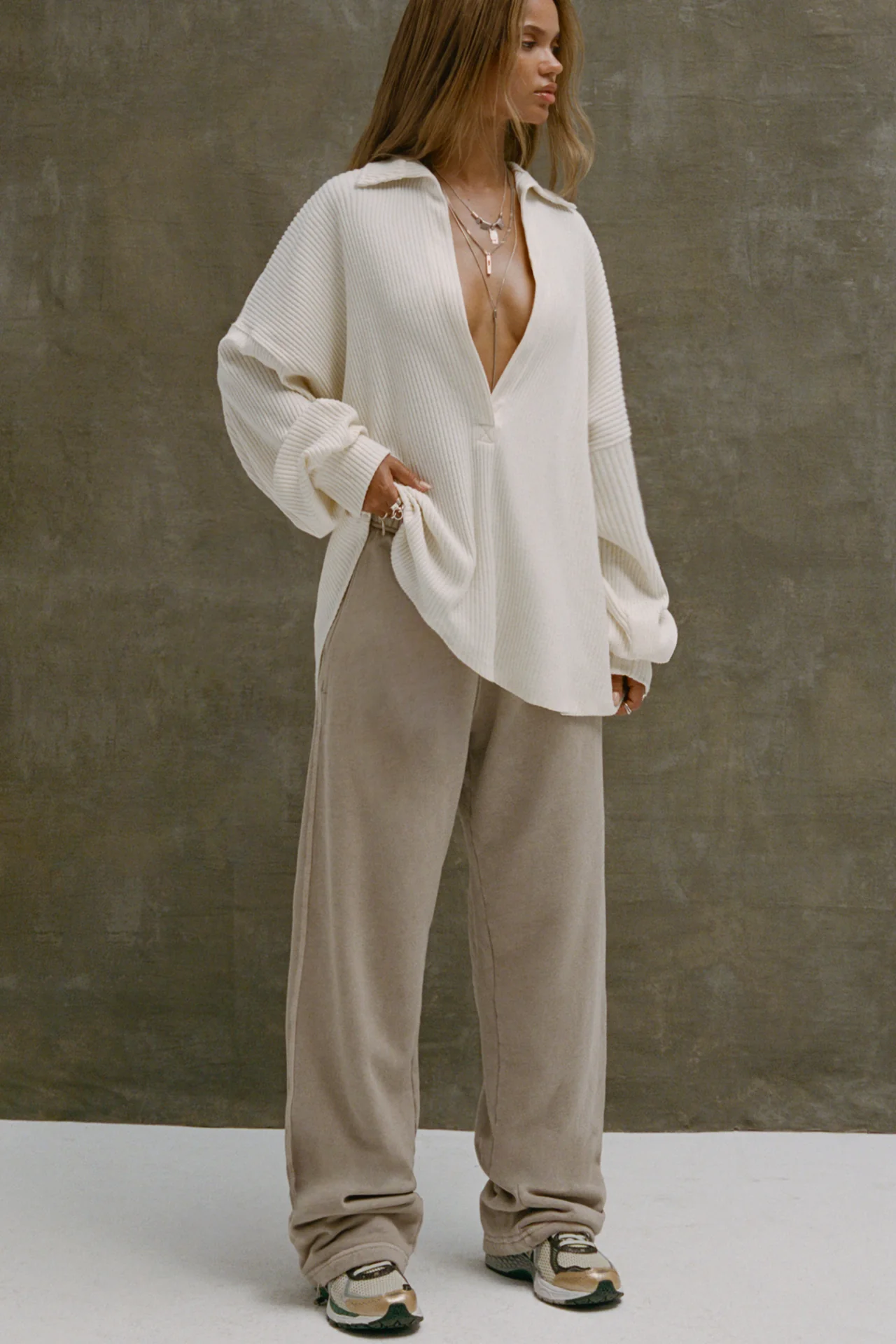 Deep V Pullover - Image 5