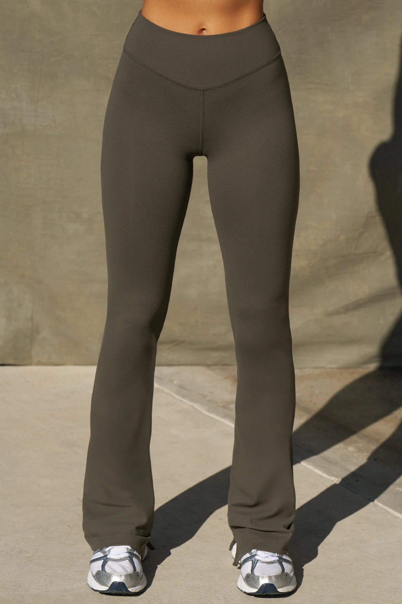 Second Skin Bootcut Legging - Image 6