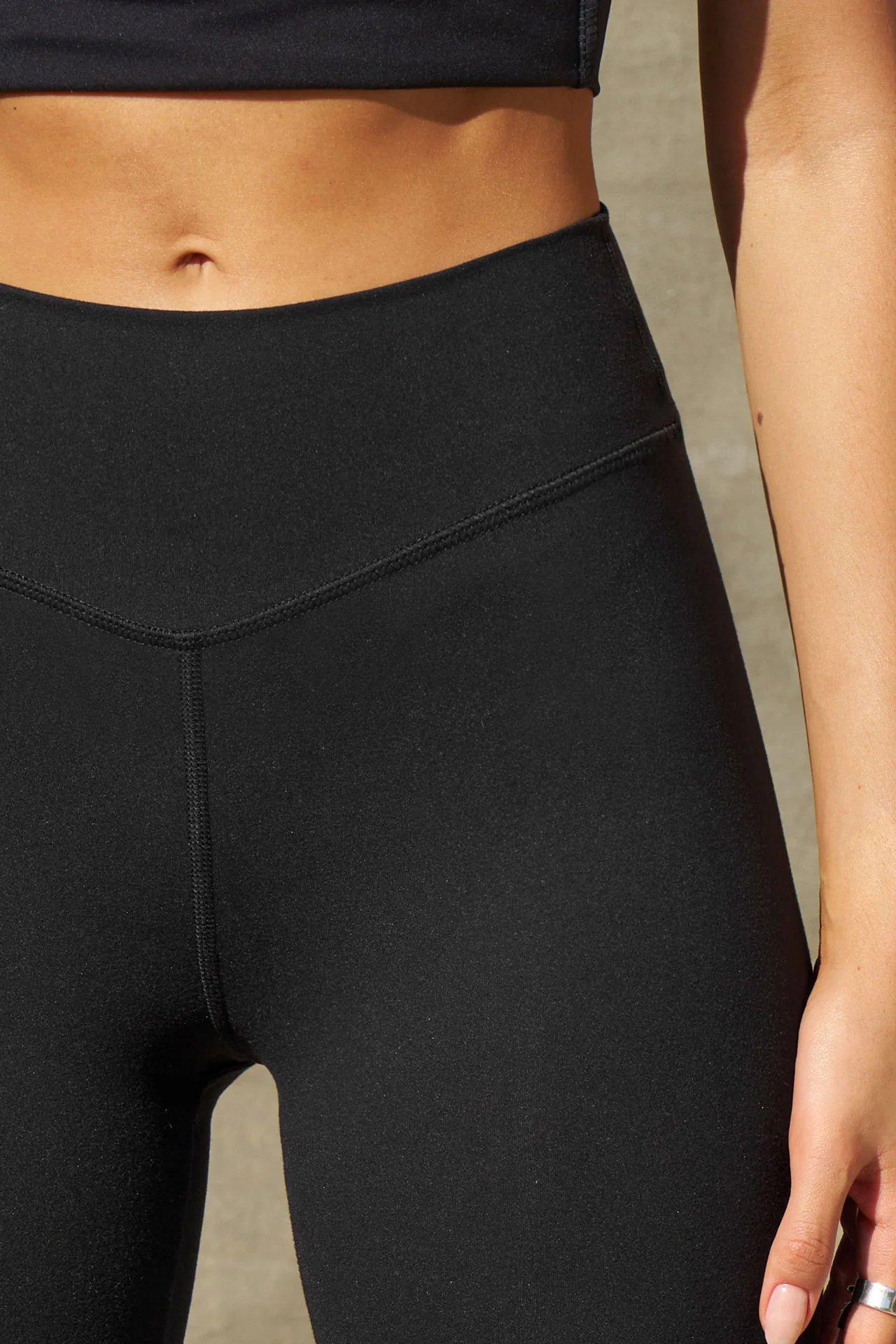 Second Skin Bootcut Legging - Image 3